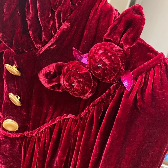 **NWOT **Vintage Silk Velvet Housecoat Handmade Flower Detail Doll Collar - Picture 8 of 17